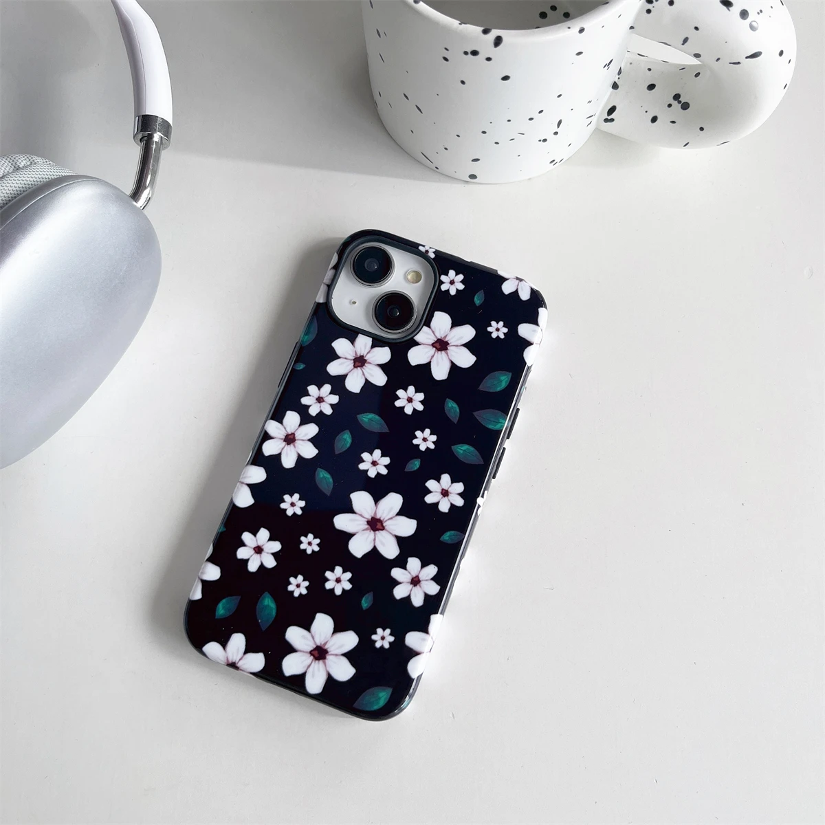 Flower series pattern intInclusive Phone Case Two-In-One Film Protective Shell For iPhone 15 14 13 12 11 Pro Max Plus Mini
