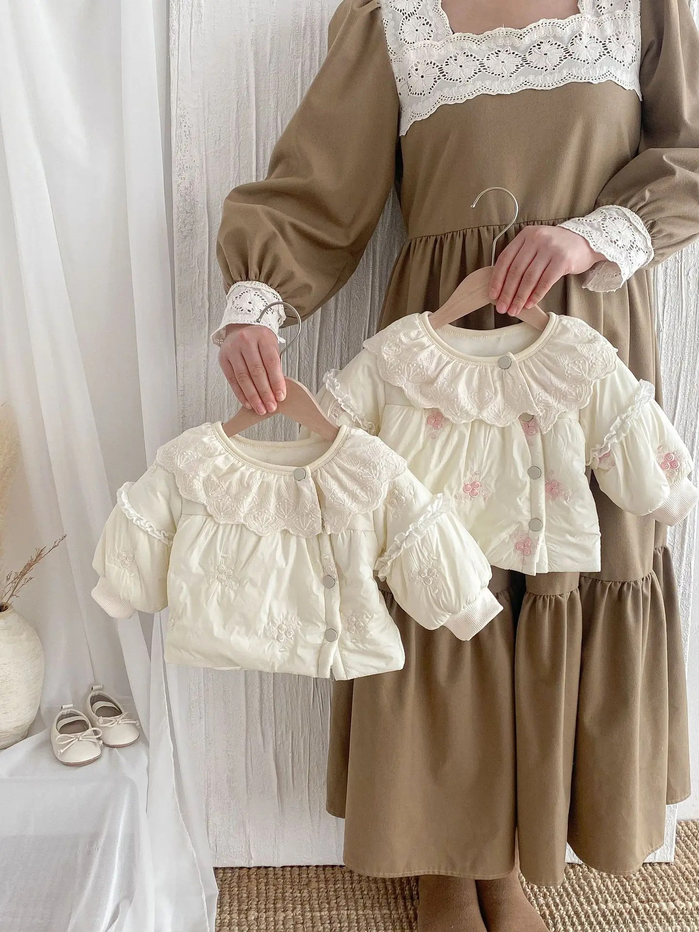 Description Picture 2 of itemMILANCEL Winter Baby Girls Clothes Peter Pan Collar Baby Girls Parkas Fur Lining Kids Warm Jacket