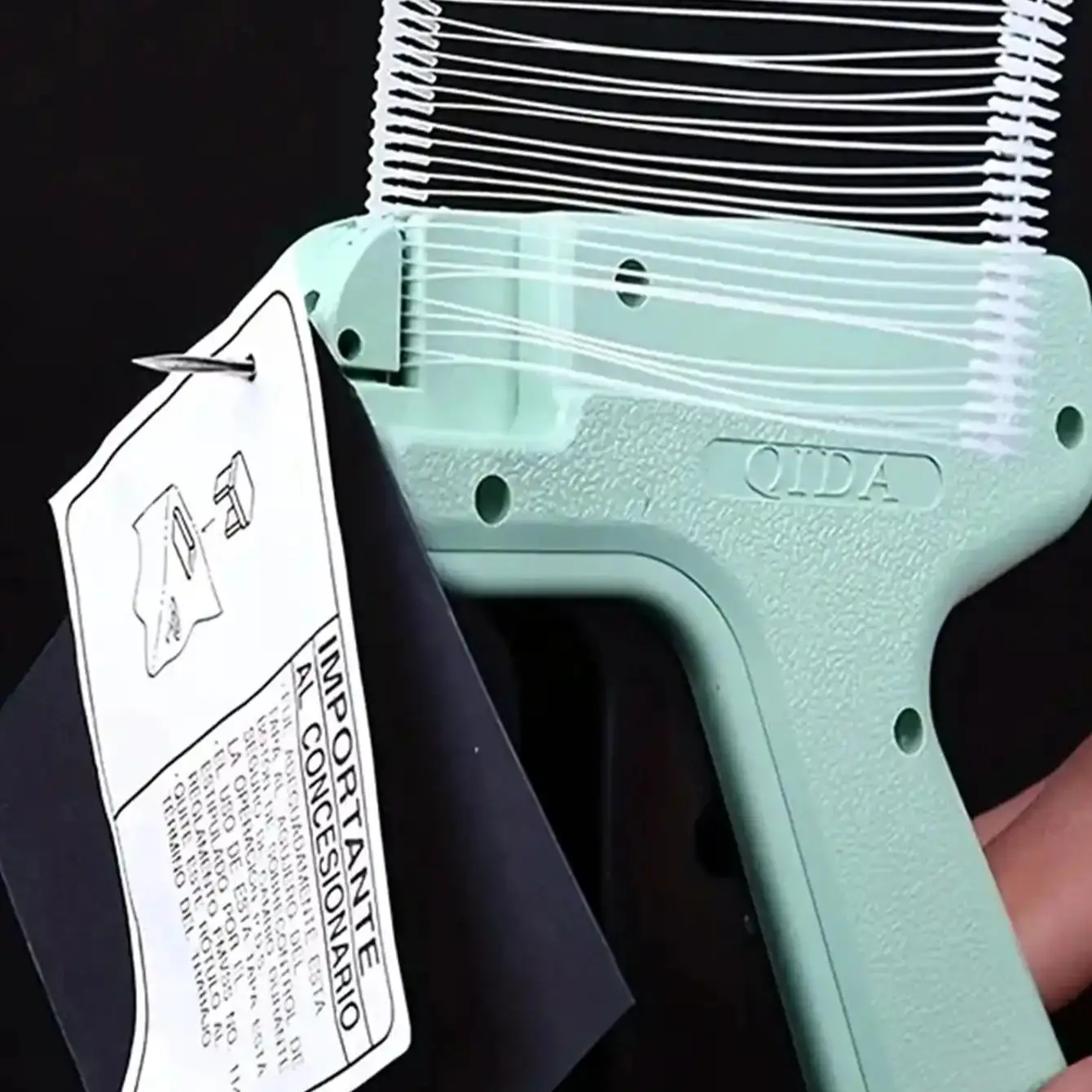 Description Picture 2 of item1pc Tag Gun &1 Row of Tag Pin,for New Clothes Garment Price Label Tagging,DIY Apparel Tagging Guns Sewing Craft Tools