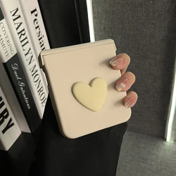 Chic 3D Love Heart Solid Color Phone Case Cover - Z Flip 8 (A)