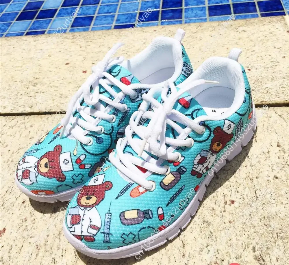 Cute Pets Dogs Footprints Paw Pattern Woman Shoes Heart Love Heartbeat Print Women's Low Top Casual Sneakers Ladies Big Footwear