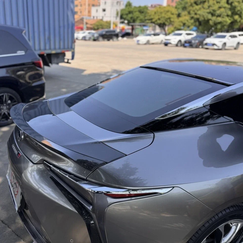LC500 LC500H用リアスポイラー ドライカーボンファイバーウィング
