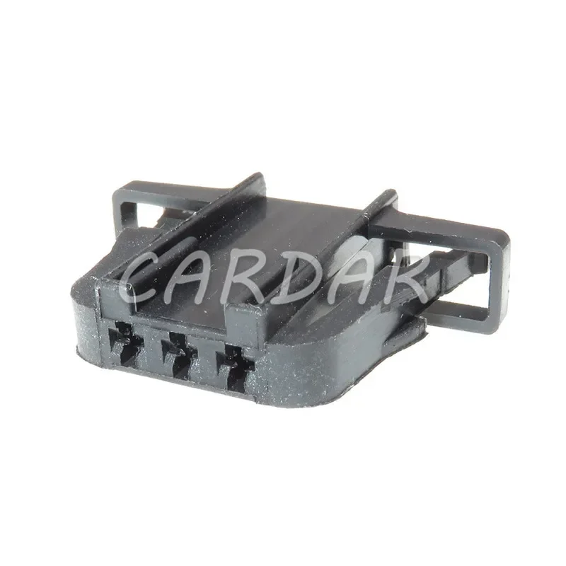 

1 Set 3 Pin 3B0972703 Auto Horn Socket 1.5 Automotive Wire Connector Door lamp Tail lights plug 3B0 972 703 For VW Skoda