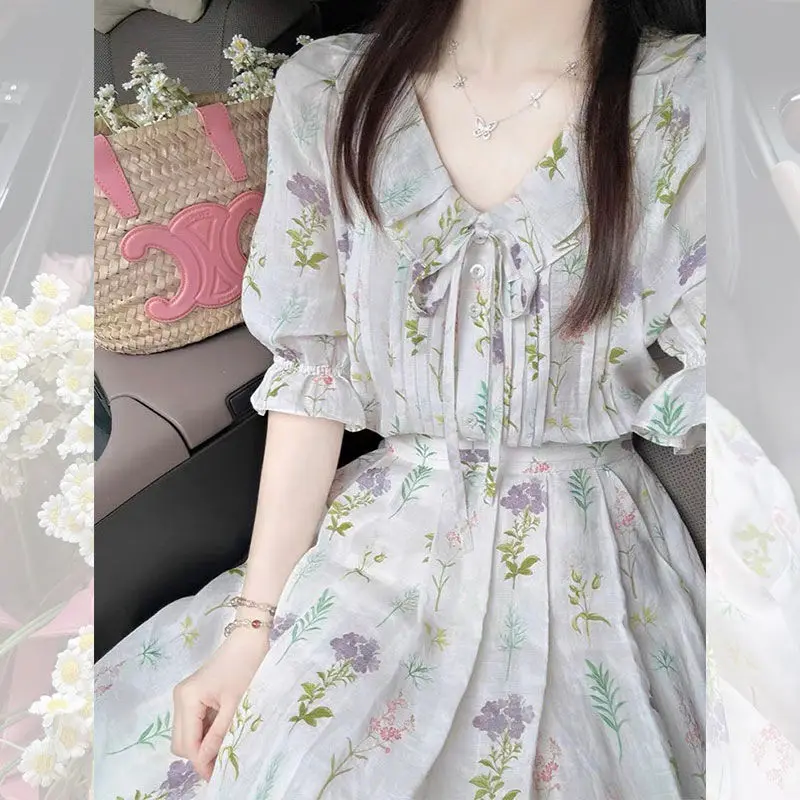 

Женское летнее платье с цветочным принтом, привлекательный топ, юбка до колена, костюм-двойка, французская Милая свежесть, первая любовь, 2024