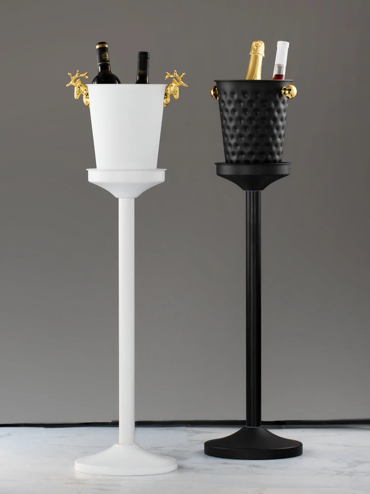 Thickened metal stainless steel ice bucket rack, European style staghorn champagne bucket hammer pattern ice bucket,