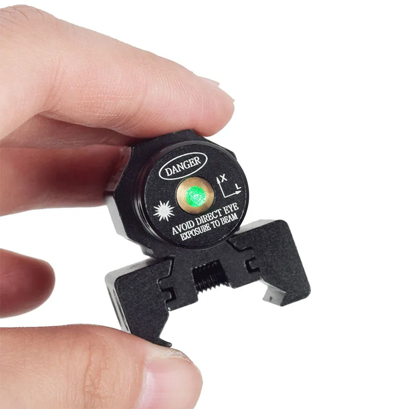 Tactical Red Laser Sight 11/20mm Guide Rail Installation Air Gun Rifle Optical Hunting Red Dot Laser Aiming Adjustable Hunting