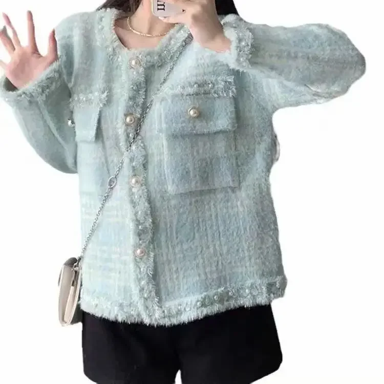 Рисунок 4 - Женский трикотажный свитер с жемчужной