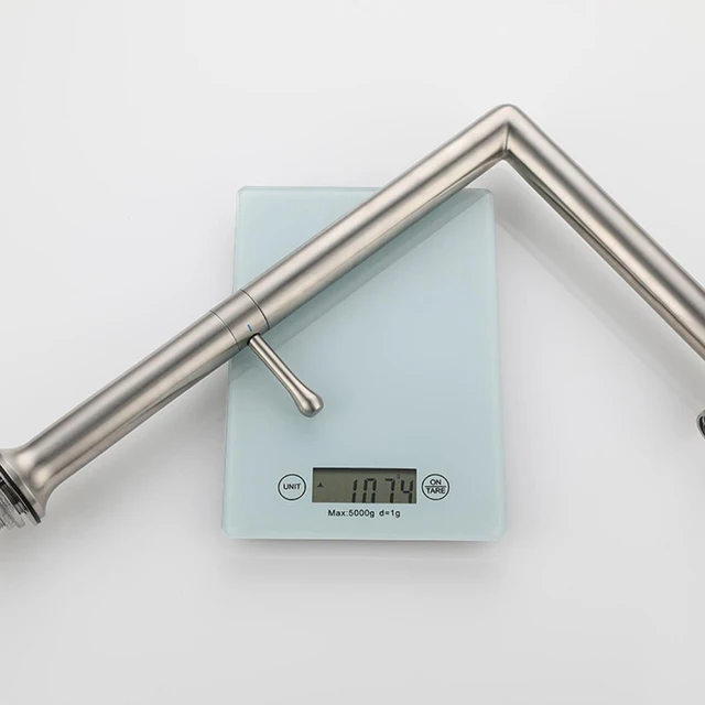 ห้องครัว304สแตนเลส360หมุน Cold & Hot ก๊อกน้ำพื้นผิวแปรงปืนสีเทาสีทองเดี่ยว 6