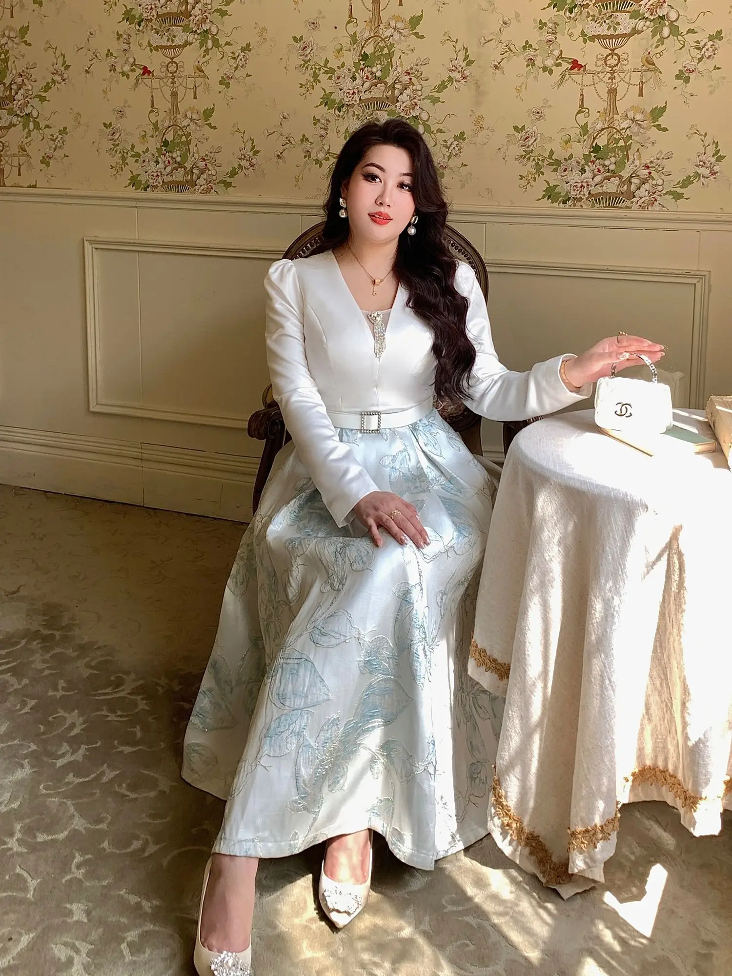 Luxury Big Size Jacquard Dress With Belt Occasion V-Neck