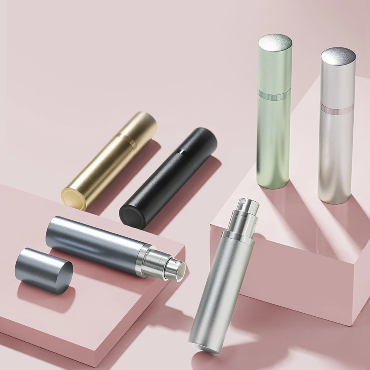 Mini Perfume Bottle Refillable Spray Bottle Perfume Atomizer 10ml with Spray Scent Pump Portable Travel Empty Cosmetic Containers