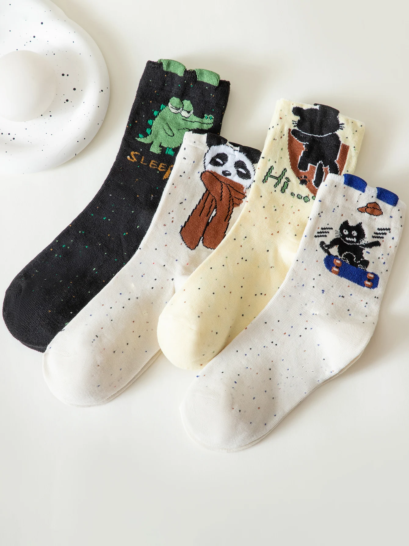 جوارب مرحة بتصاميم الوجبات الخفيفة والحيوانات (4 أ...