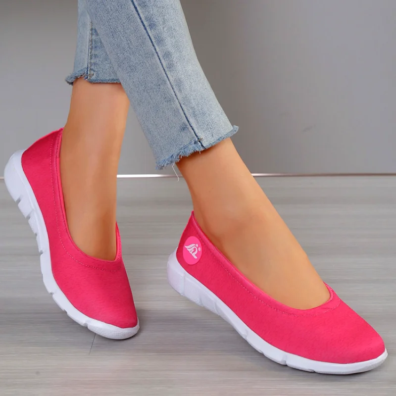 

Women's Slip on Shoes Autumn New Fashion Breathbale Mesh Light Walking Shoes for Women Outdoor Ladiers Casual Shoes Female Flats