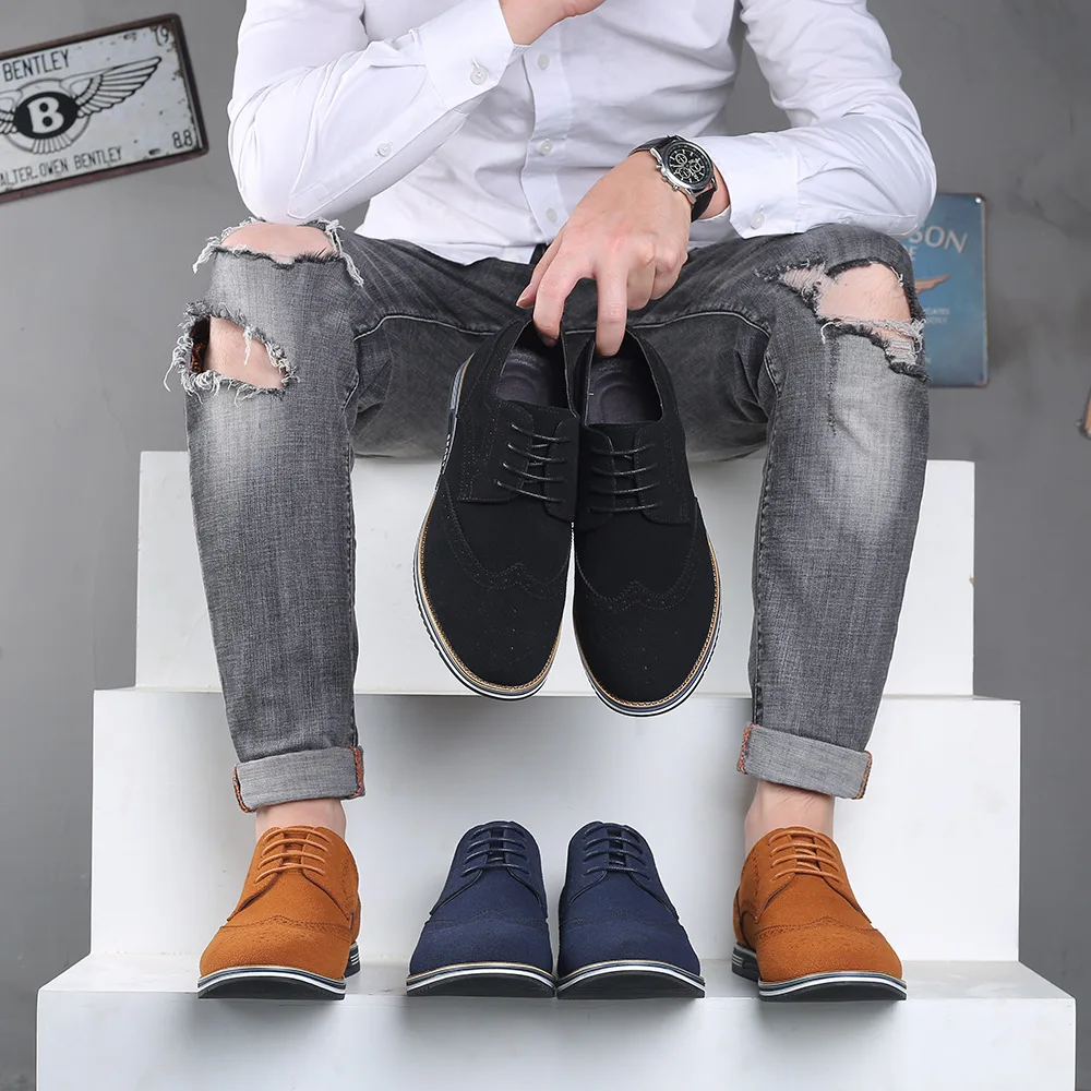 Men's Classic Retro Brogue Shoes Mens Lace-up Suede Leather Casual Shoes Men Light Comfortable Driving Flats