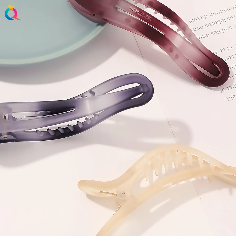 Рисунок 3 - Большая заколка для волос для женщин