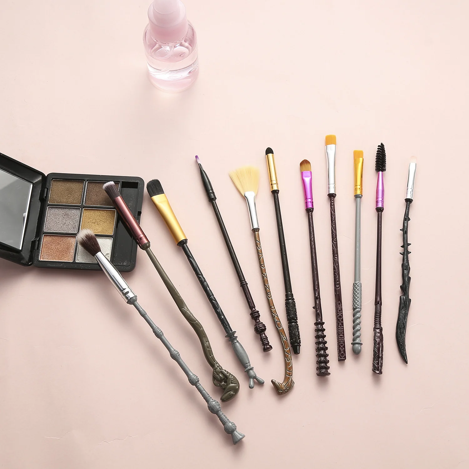 Cute Pink Makeup Brush Set with Anime Element Storage Pouch Professional Beauty Tool Combination Girly Makeup Brush Full Set