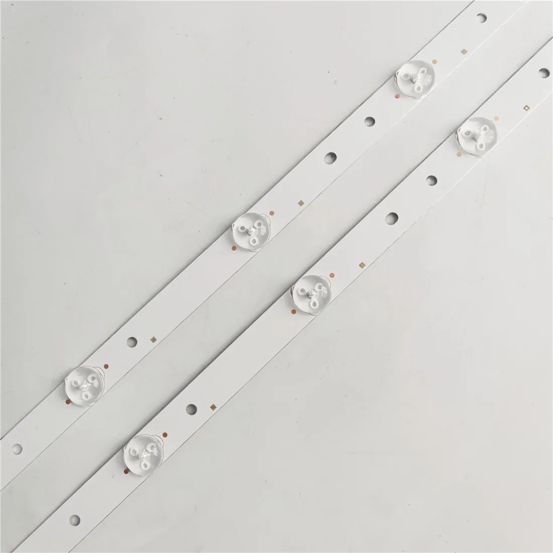 LED Ʈ Ʈ  9 , 3BL-T7844102-02 LED39M2800A LE39B3300W HKC H39DB3000 1.14.MD390001 JS-ME1124FL2D-0022 HKC-39B7N