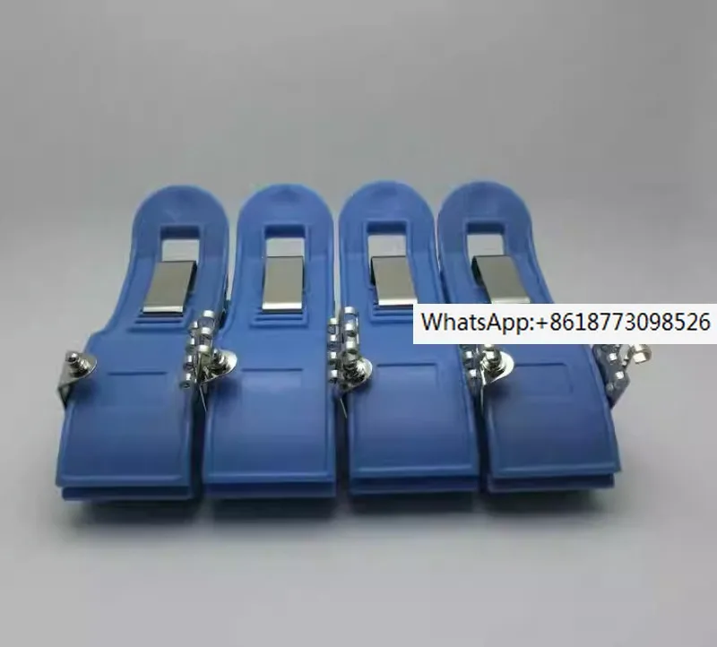 

Adult electrocardiographic clip 3.04.0, which can be connected to the electrocardiographic limb clip with a snap button