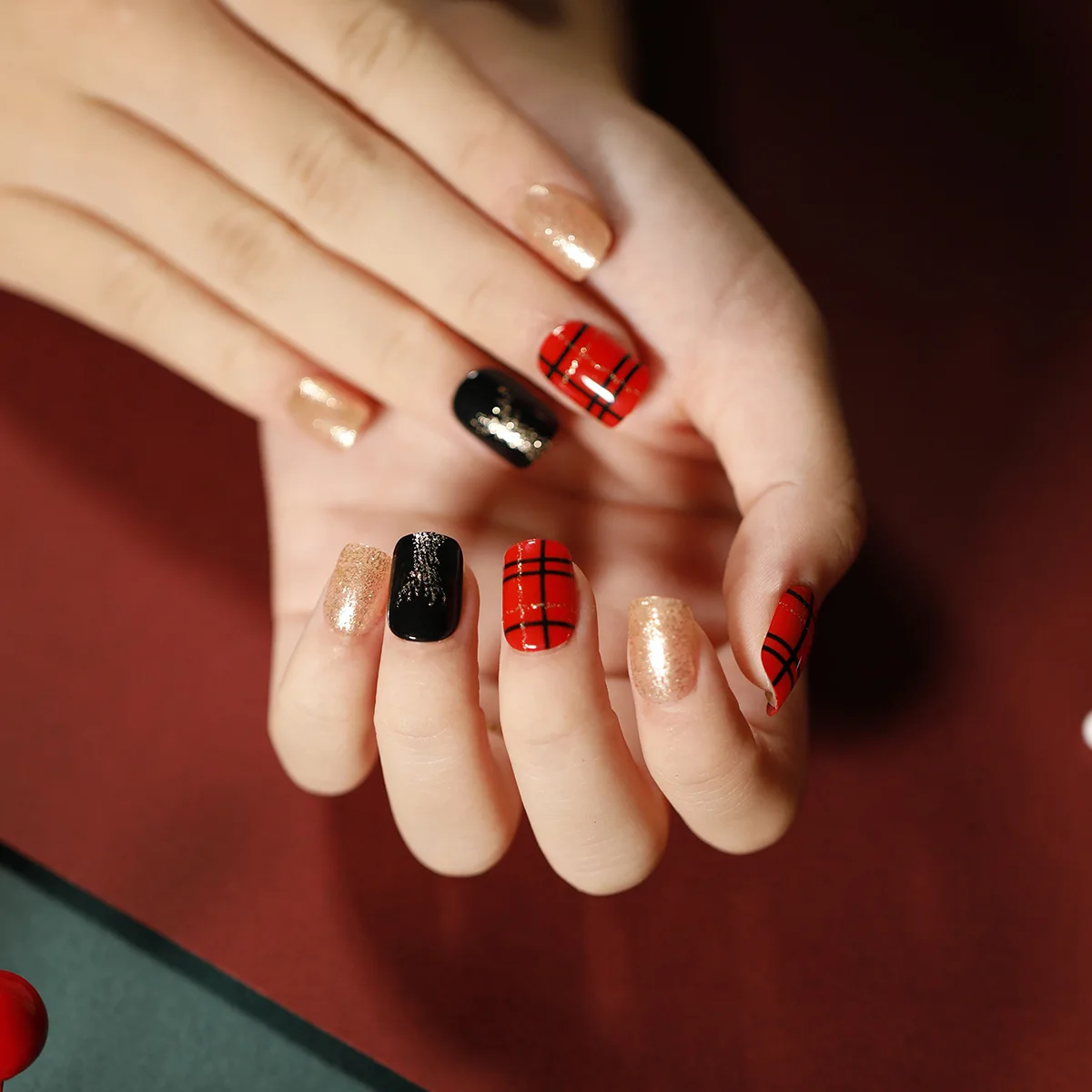 Christmas Elk & Snowman Print Press-On False Nails - 24 Pcs