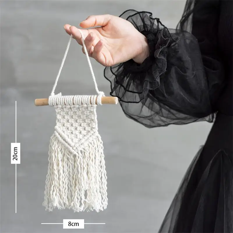 Wall Hanging 08