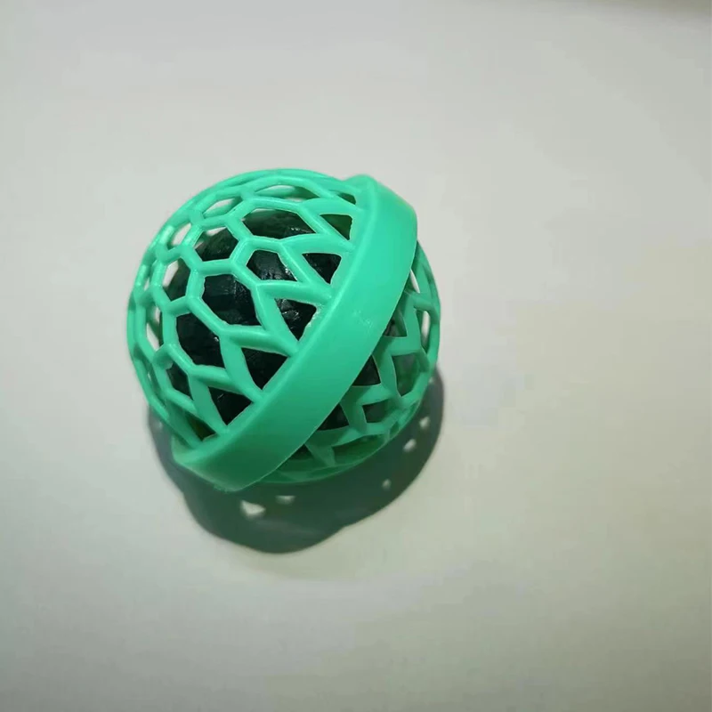 Reusable Washable Clean Balls for Dust and Debris Removal in Handbags and Cosmetic Bags