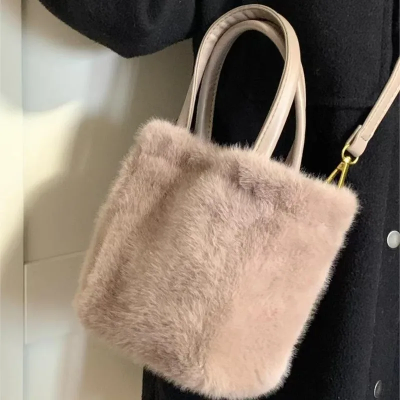 Korean Style Plush Bucket Handbag Women Marleid Large Capacity Soft Shoulder Bag Ladies Fashion Sle Khaki High End Crossbody Bag