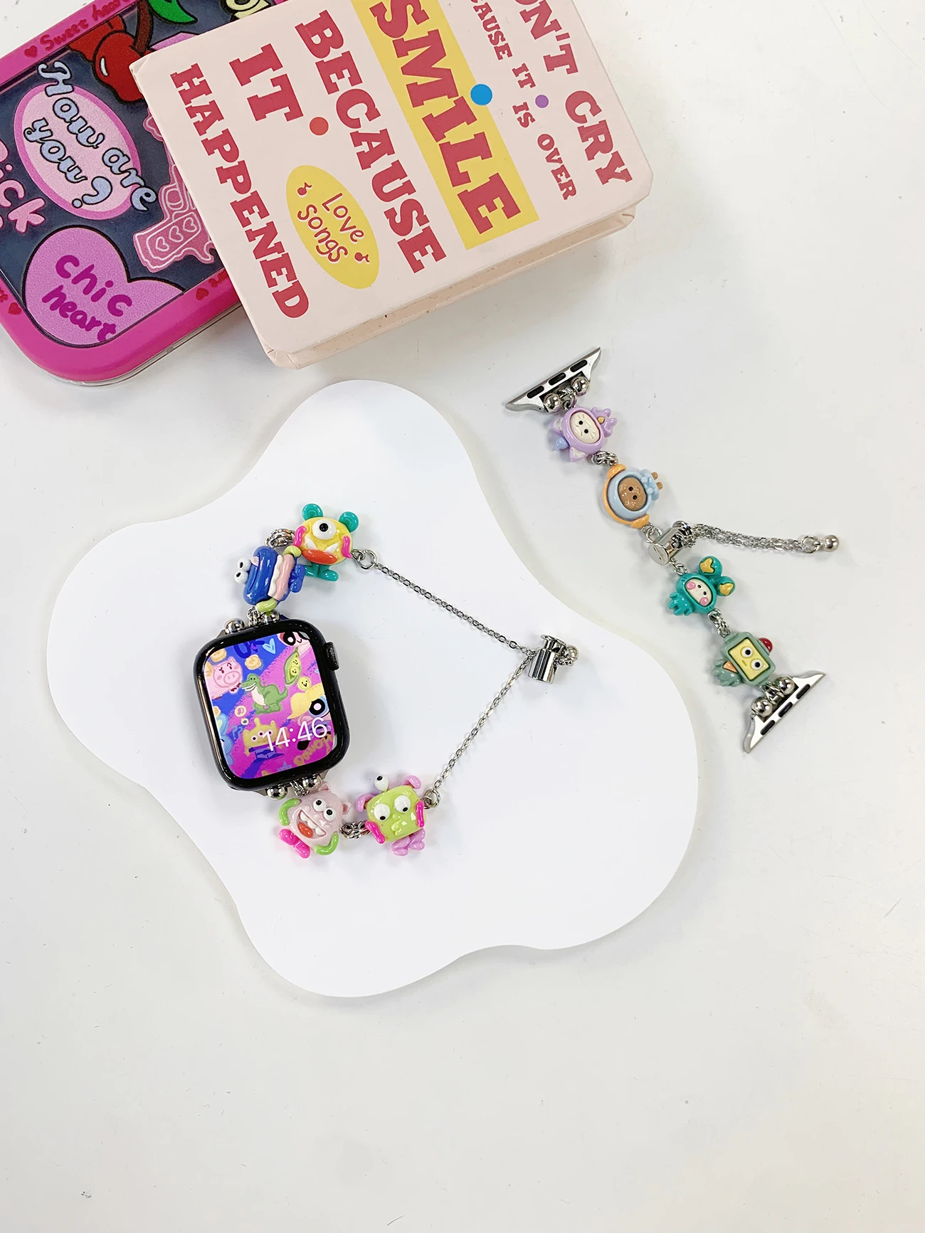 

Cartoon Toy Strap for Apple Watch Band 44mm45mm49mm42mm40mm Cute Little Monsters Bracelet 8 7 6 5 SE 4 3 iWatch Series Wristband