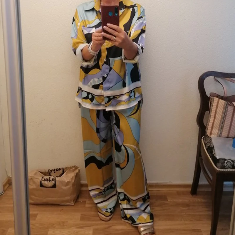 European And American Fashion Women Pajamas Set Loose And Thin Lapel Printed Long-sleeved Wide-leg Pants 2-piece Set Pijama Suit