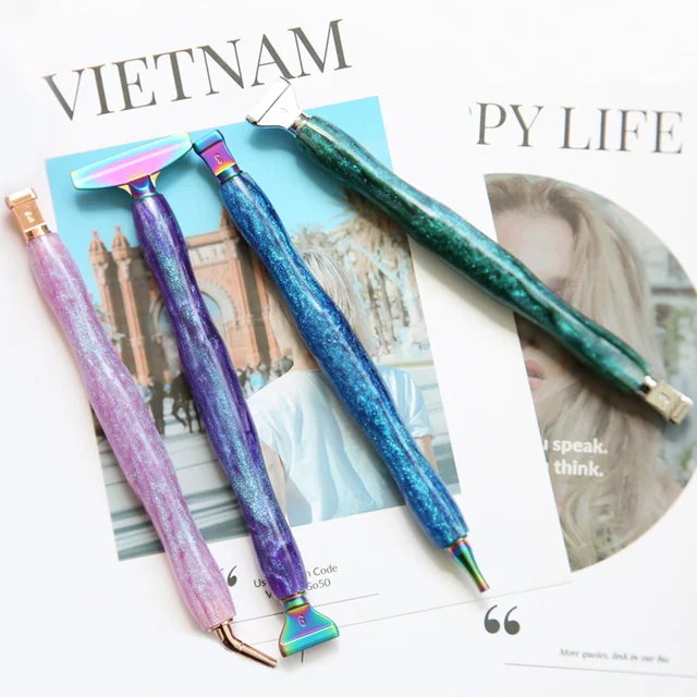 1 ensemble de stylos de peinture diamant en résine 5D avec têtes de stylo de remplacement en métal, multi-placers, stylos de forage pour bricolage, outil d'art des ongles en diamant 6