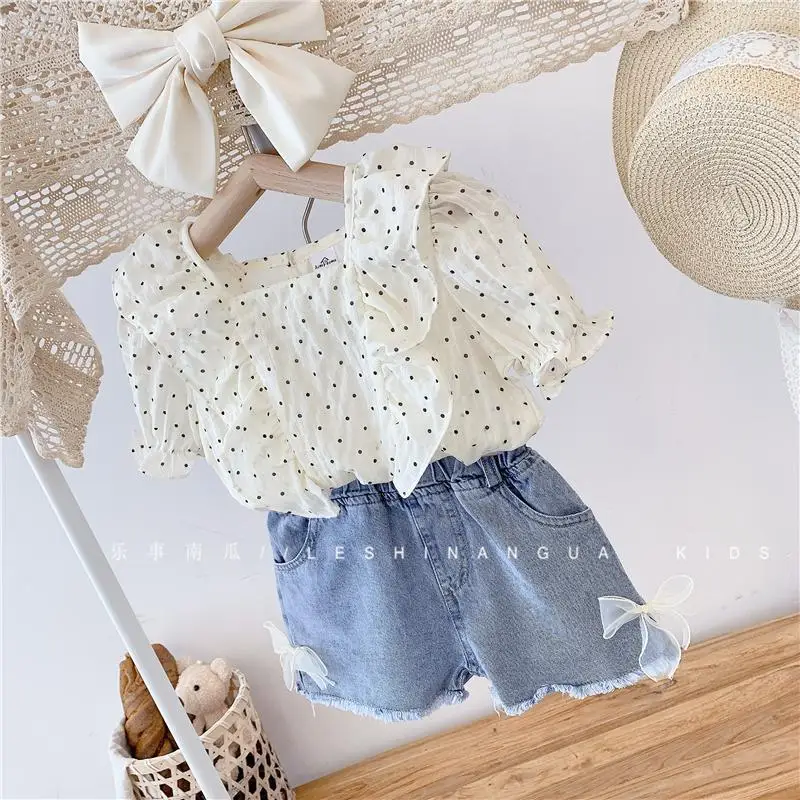 

Girls Summer Suit 2023 New Fashion Korean Baby Girl Chiffon Short-sleeved Shirt Denim Shorts Sweet and Cute Two-piece Set