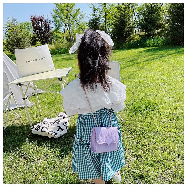 Fashion Heart Baby Girls Small Shoulder Bags Kids Coin Purse Accessories  Handbags Lovely Children's Mini Square Messenger Bag