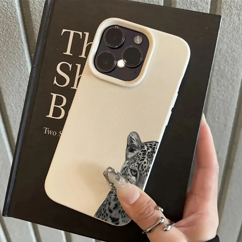 Elegant Black Cheetah Lychee-Textured Soft Phone Case