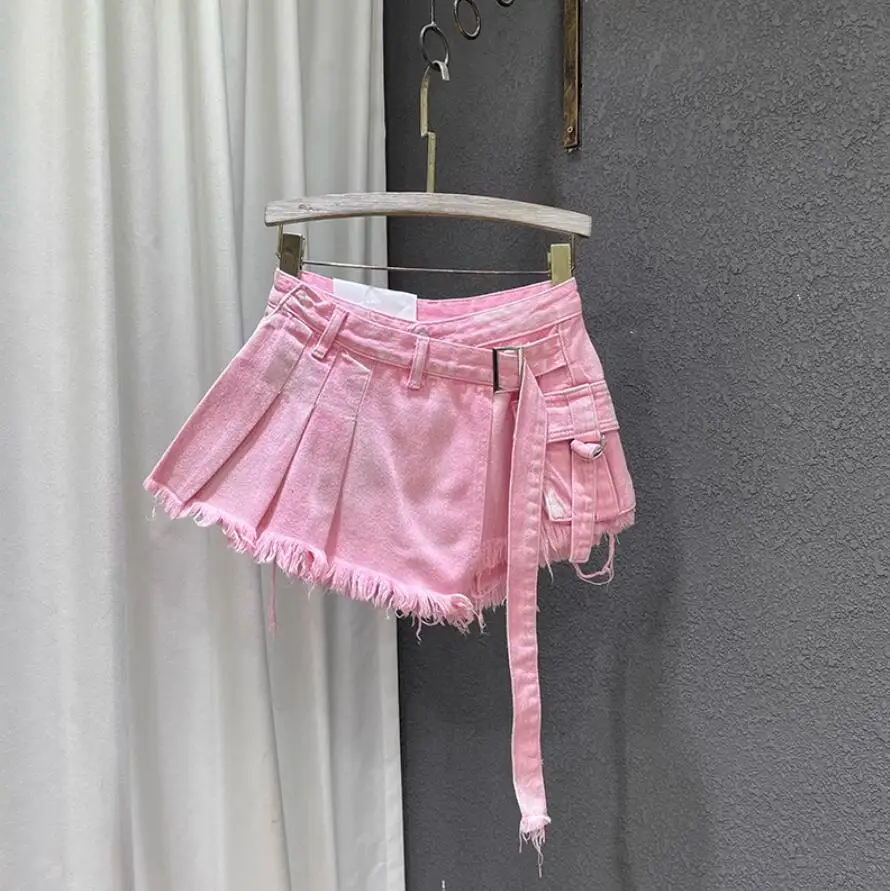 

Женская джинсовая юбка-трапеция с завышенной талией и карманами