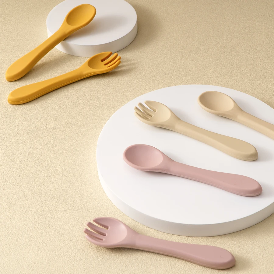 2PCS BPA Free Soft Silicone Spoon Fork Feeding Set Baby Feeding Solid Food Spoon Toddlers Cutlery For Children Tableware 4