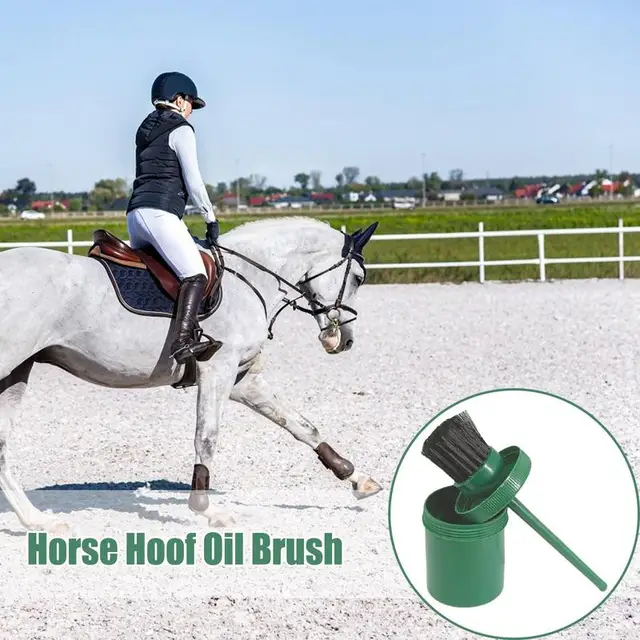 Hoof Oil Brush Bristles Uniform Hoof Oil Bucket Brush Leak-Proof Hoof Oil Bottle For Horse Training Racecourses Horse Breeding 4