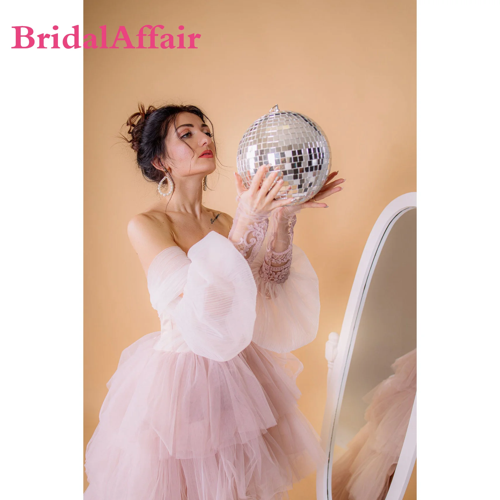 

BridalAffair, розовые кружевные платья с аппликацией для выпускного вечера, свадебное платье с высоким низким вырезом, платье для вечеринки, праздничные многослойные платья на заказ для выпускного вечера