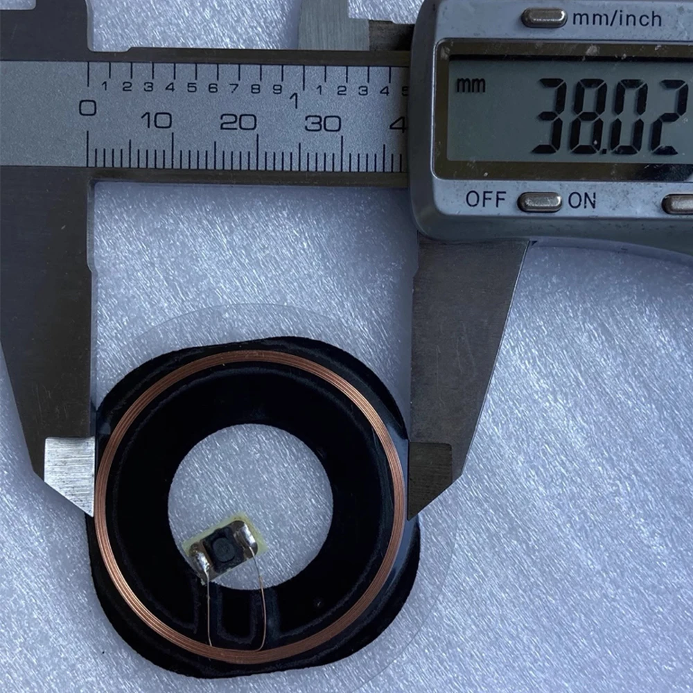 간섭 방지 13.56MHz CUID 쓰기 가능 재기록 가능 구리 코일 코인 카드, RFID 초박형 휴대폰 액세스 카드