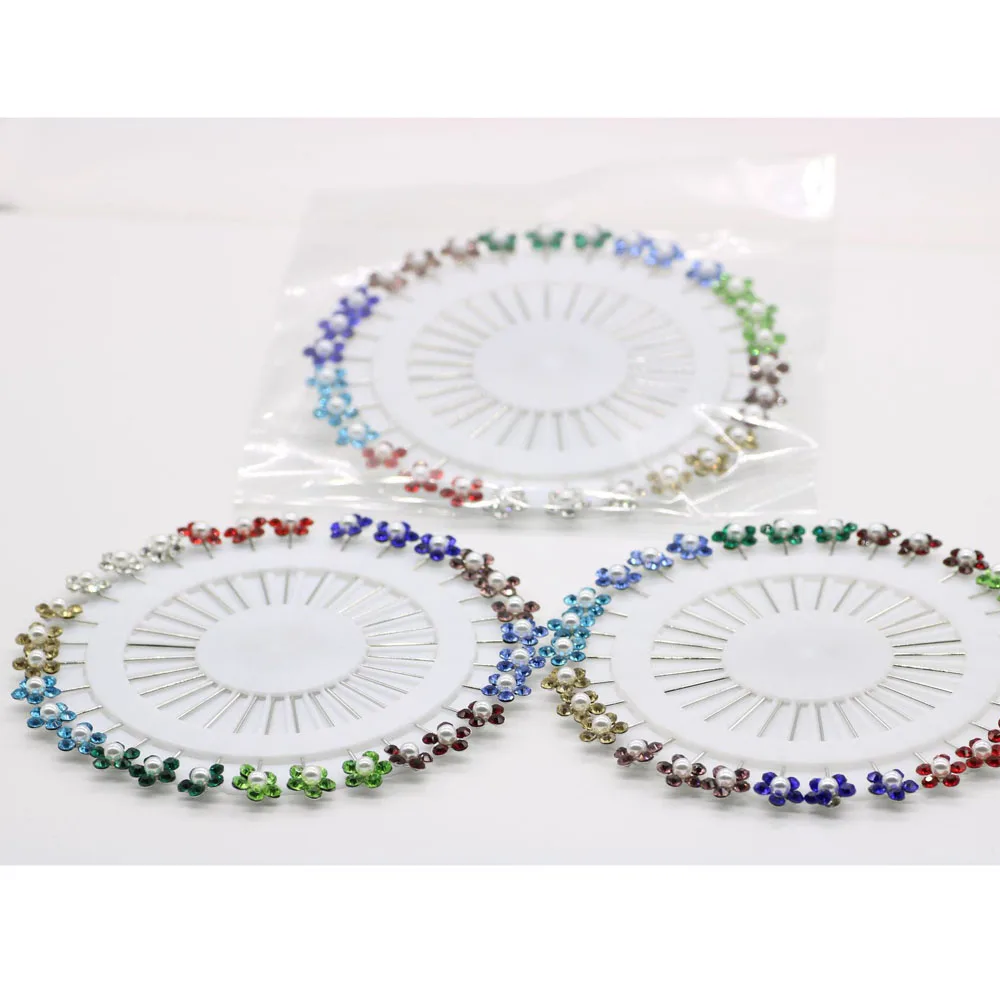 CRYSTAL DIAMANTE HIJAB PIN WHEEL (multi colour) 30 pins – NURAAH