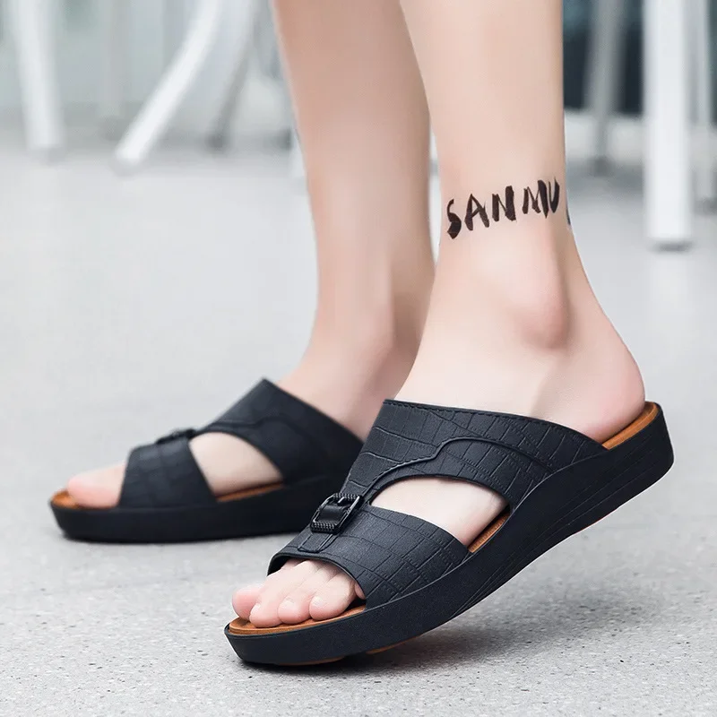 الصيف المألوف لباس خارجي أبي النعال سميكة القاع شبشب رجالي عادية المطاط تسولي للاستخدام المنزلي