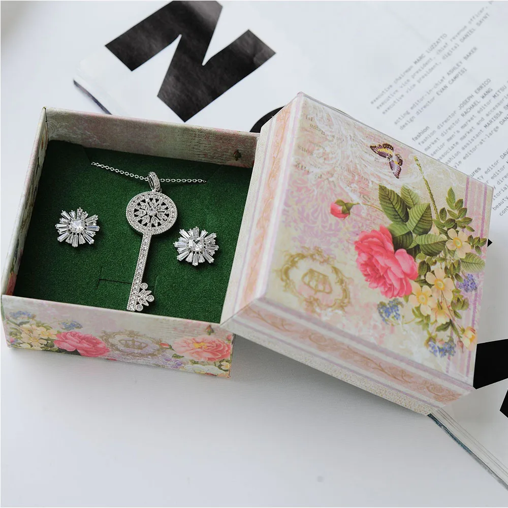 12/24 Lot Fashion Jewelry Paper Gift Boxes 7.5x7.5x3.5cm with Flower Pattern Sponge Container Ring Earrings Necklace Display