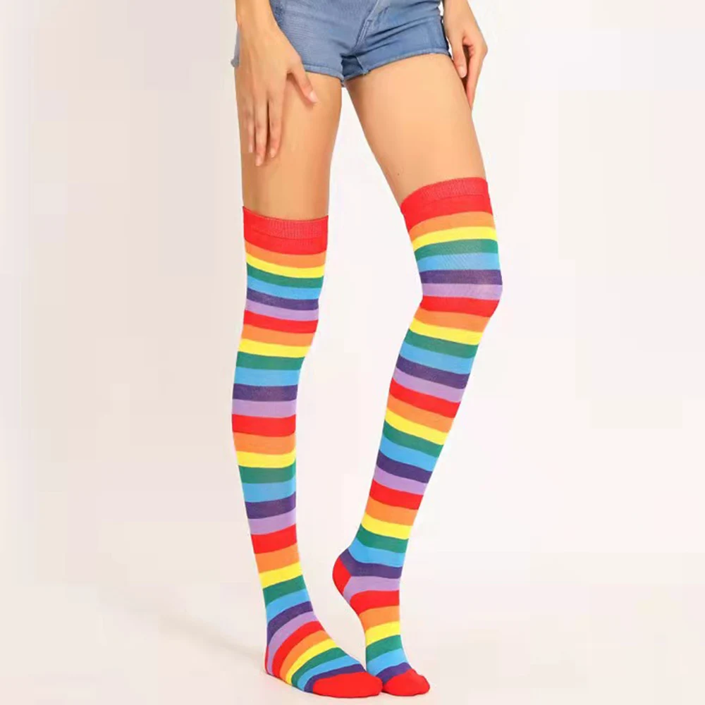 Kaufe Oberschenkelhohe Socken über Dem Knie Regenbogenstreifen Mädchen Fußball Sport Socken Schwarz Weiß Zum Preis Ab 44