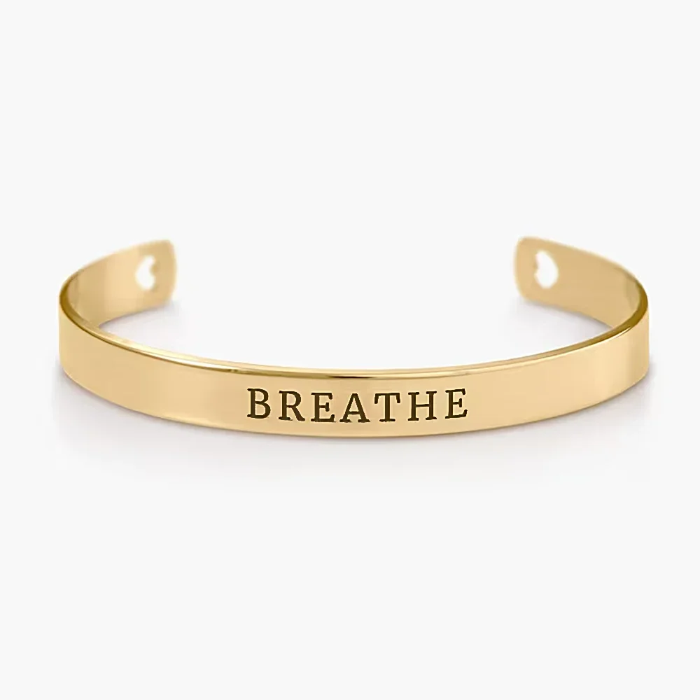 Custom4U Bracciale Personalizzato Con Nome - Cuore Traforato In Acciaio 316L, Catena Regolabile, Argento/oro/nero, Con Pietra Portafortuna - copertina