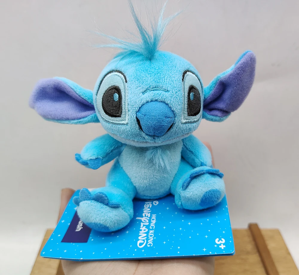 thumbnail image 1 of Disney Store Ratatouille Chef Remy - Peluche con hombros magnéticos Nuevo y otros muñecos de peluche con hombros magnéticos, 1 of 5