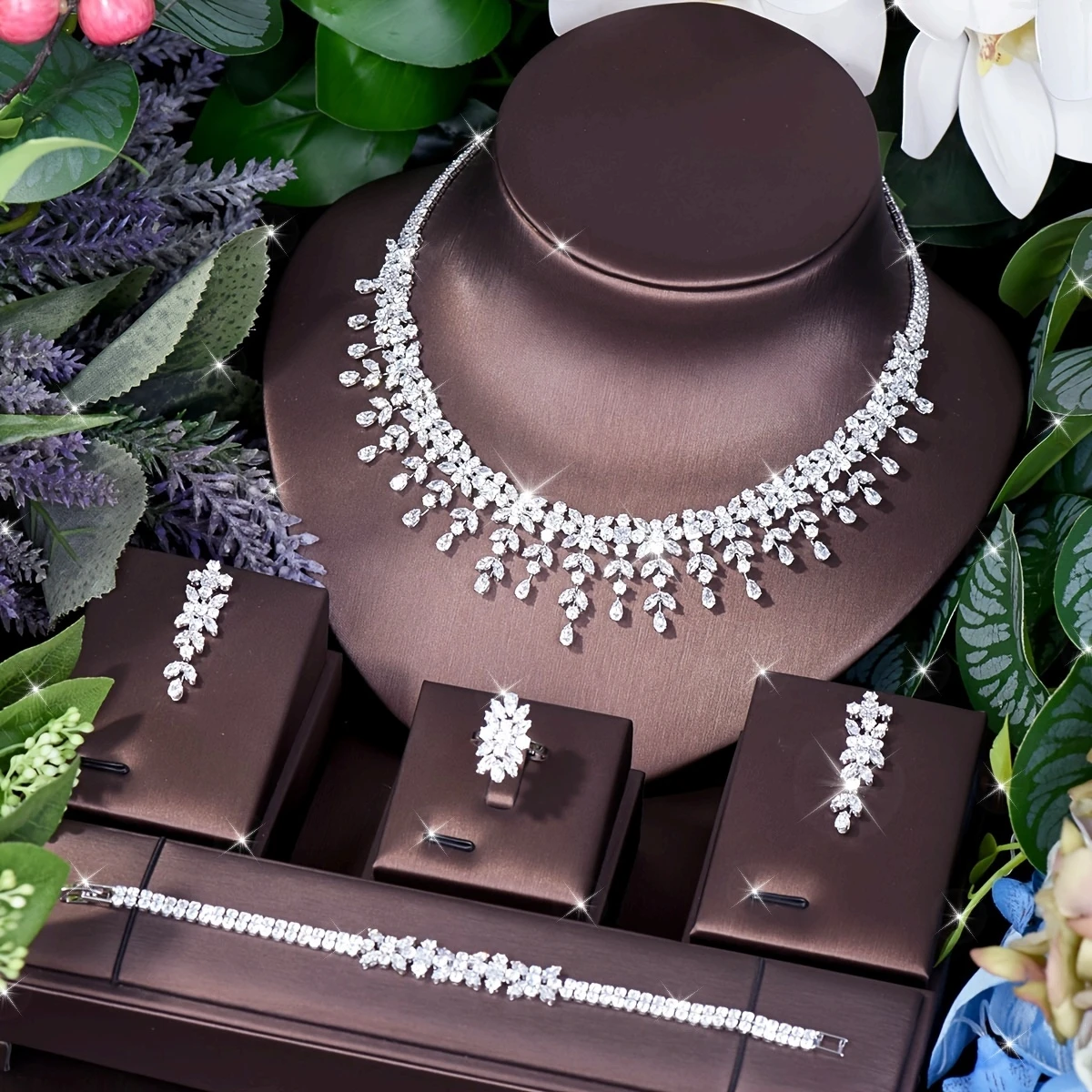 طقم مجوهرات زركون ذهبي S-348