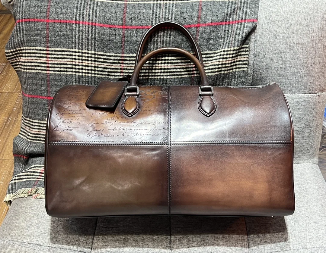 

Men's Luxury Design Genuine Leather Hand-painted Portable Travel Bag