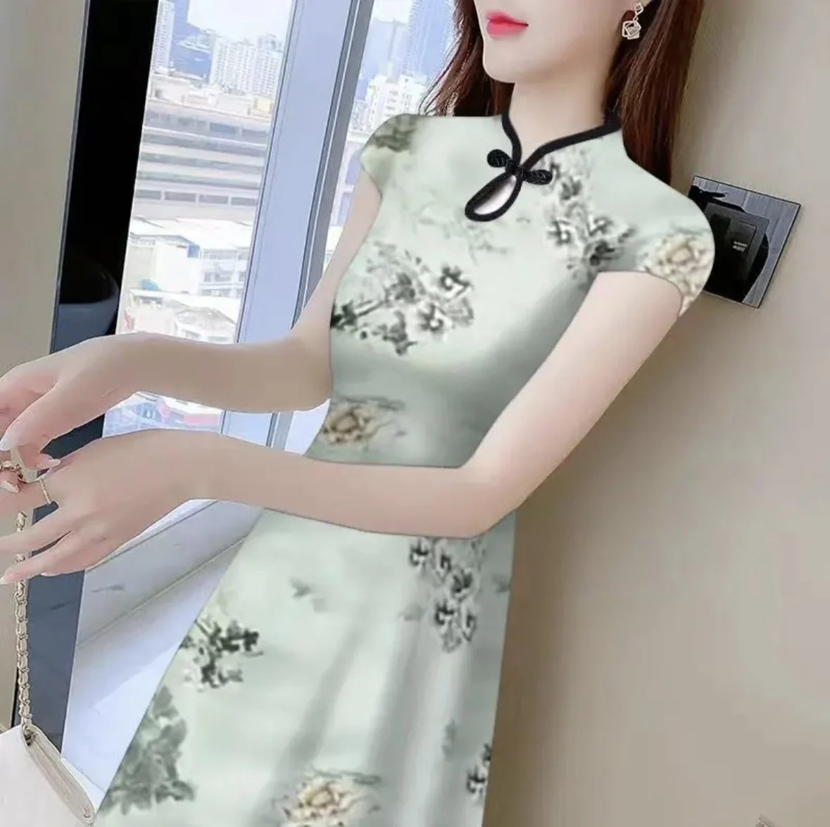 

Elegant New Brocade Satin Long Fork Cheongsam Chinese Classic Women's Qipao Short Sleeve Sexy Wedding Evening Party Dress 4XL