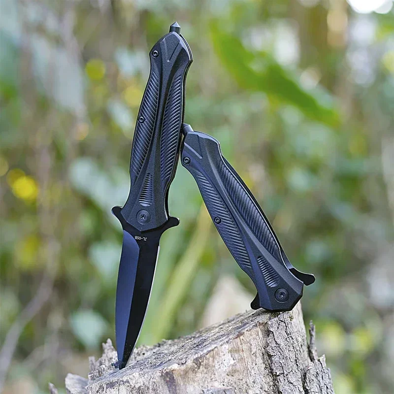 

Outdoor Self-defense Multifunctional Sharp High Hardness Jungle Exploration Practical Folding Knife