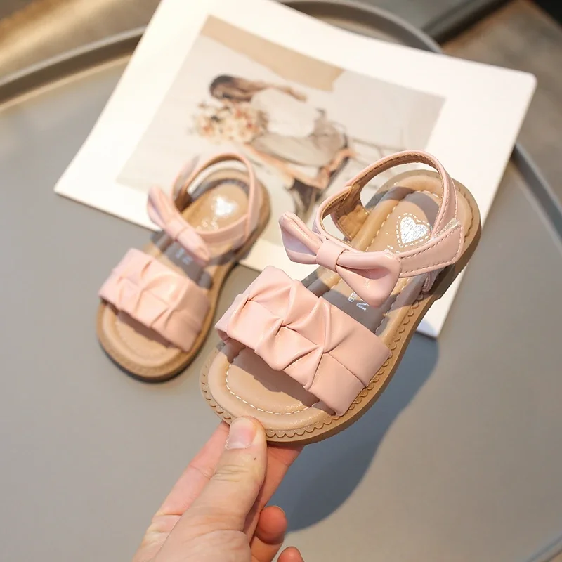 

Kids Sandals for Girls Summer Pleated Princess Causal Open-toe Flat Sandals Fashion Solid Color Children Beach Sandals Versatile
