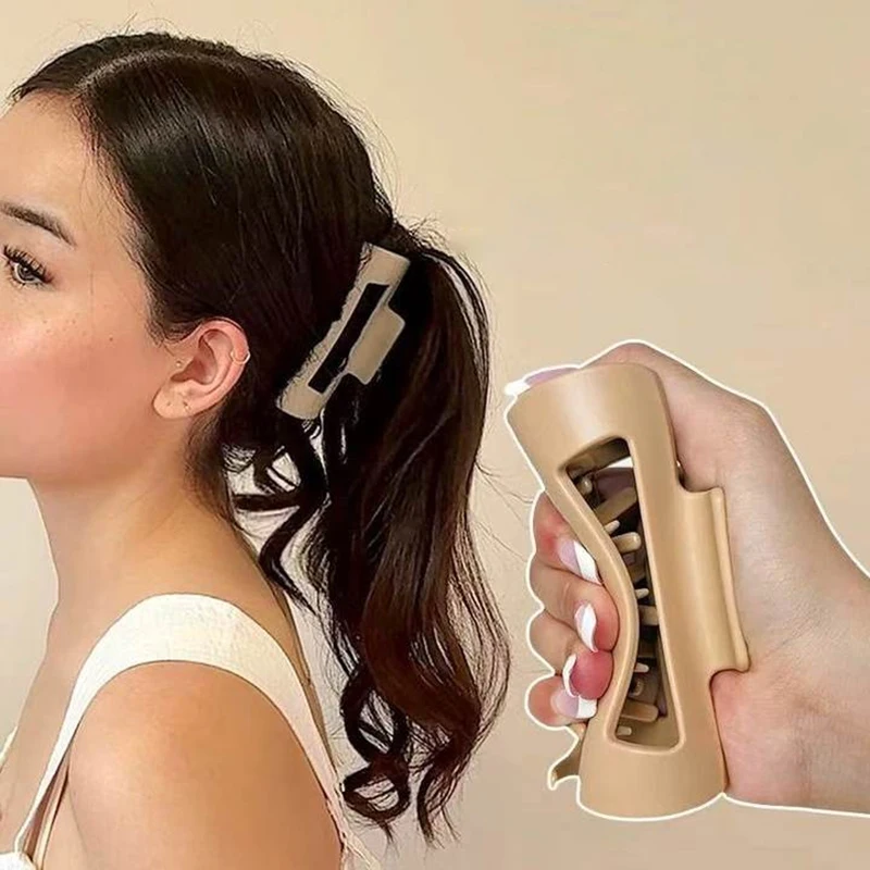 1pc Soft Hair Grab Girls Clips Silicone Hair Clips Simple Fashion Versatile Items Decorations Hair Accessories Safe Design