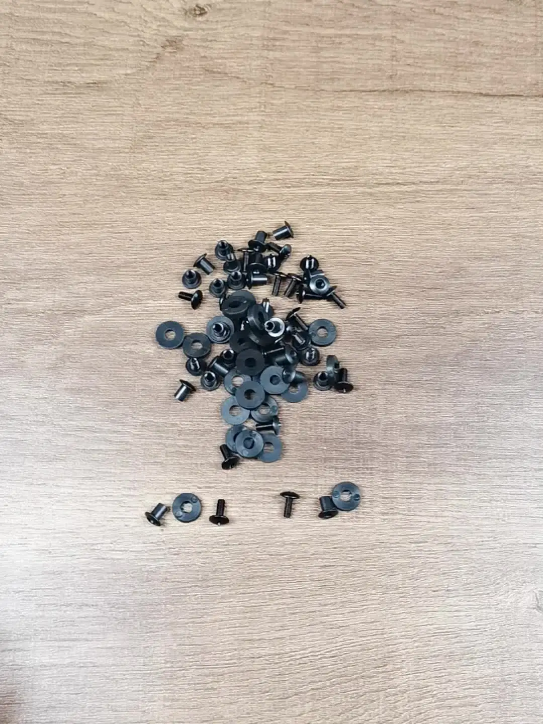 Black Chicago Screws, 12 Sets - For DIY Kydex Gun Holsters, 1/4 Inch – Wildwood Tactical