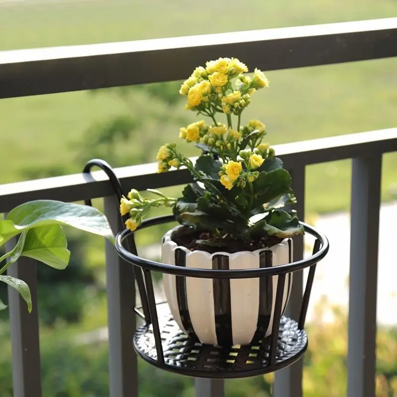Iron Art Hanging Baskets Flower Pot Balcony Hanging Plant Round Racks Railing Fence Outdoor Window Bonsai Stand Decoration 1PC plant pot rack plant stand shelf plant stand flowerpot holder flower pots